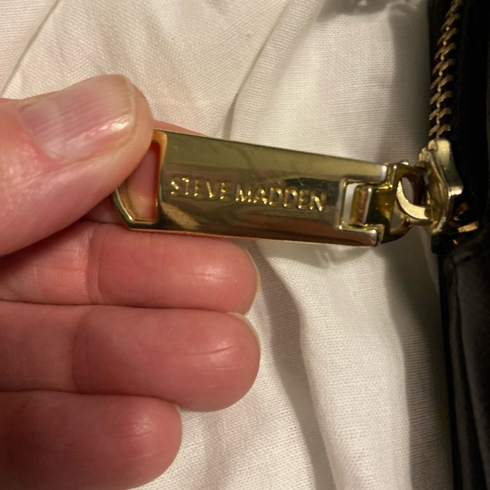Steve Madden Black Crossbody with Gold Chain Accent - Picture 14 of 14